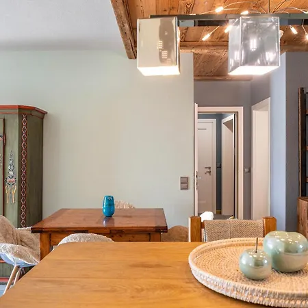 Haus Gabriel - Seefeld Chalet